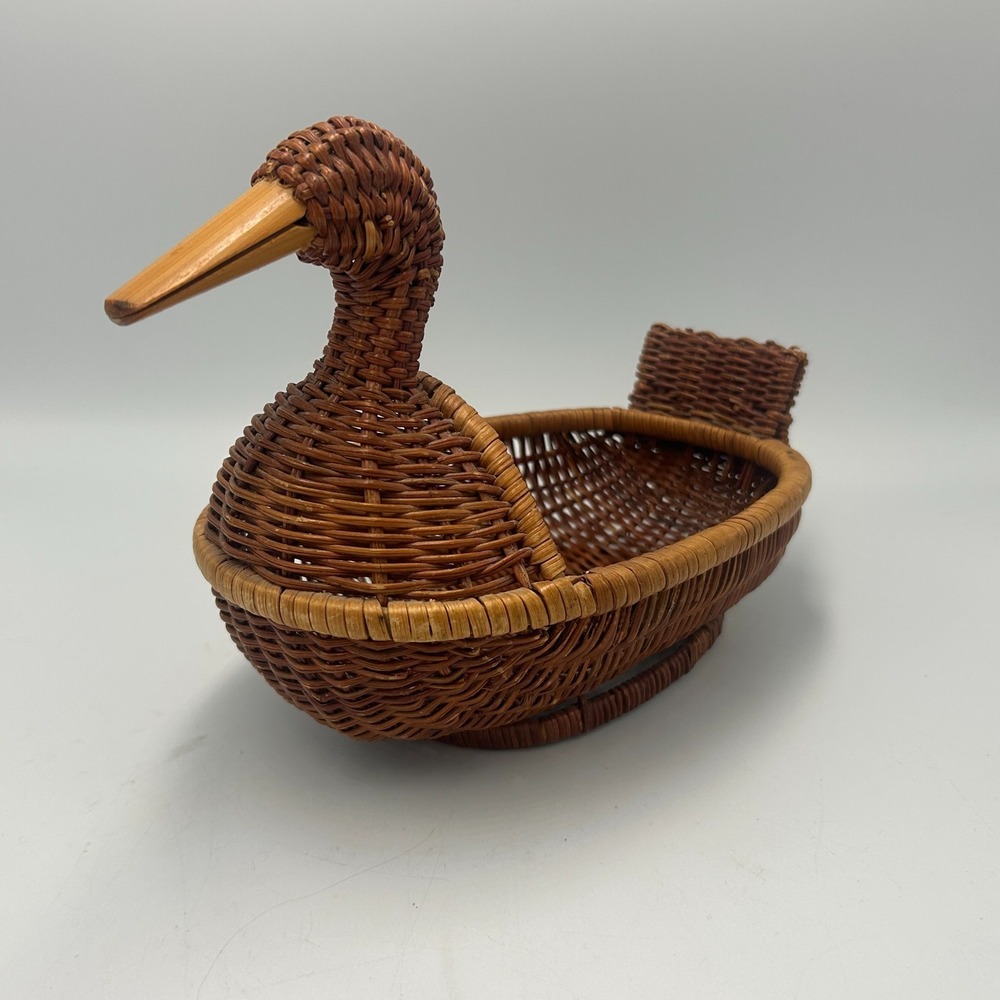 Vintage Goose Wicker Duck Basket Cottage Rattan Farmhouse Decor Country Bread 80
